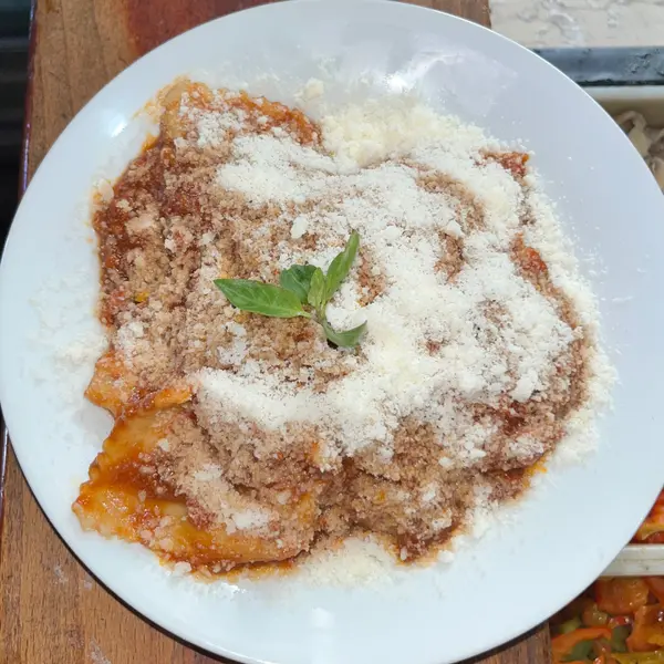 5-esquinas-trattoria - Raviolis a la Boloñesa
