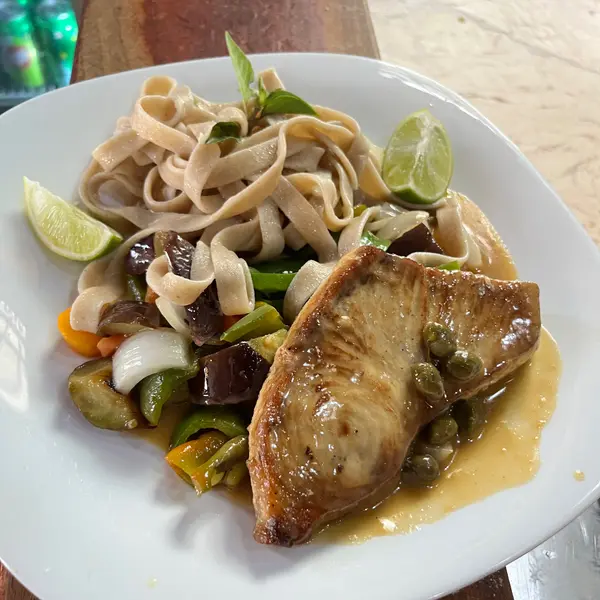 5-esquinas-trattoria - Suprema de Pescado al Limón