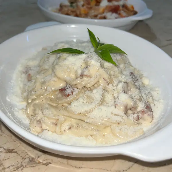 5-esquinas-trattoria - Salsa Carbonara