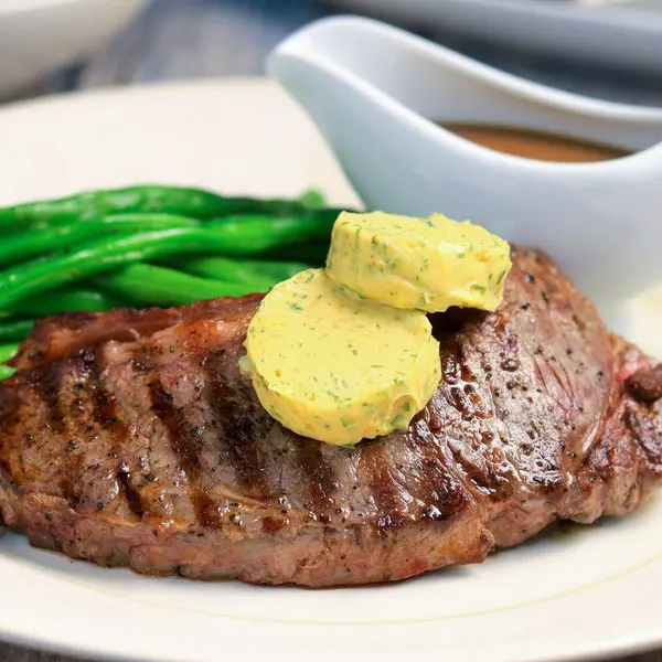 704-sports-bar - Garlic Butter Steak