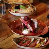 704-sports-bar - Main Course