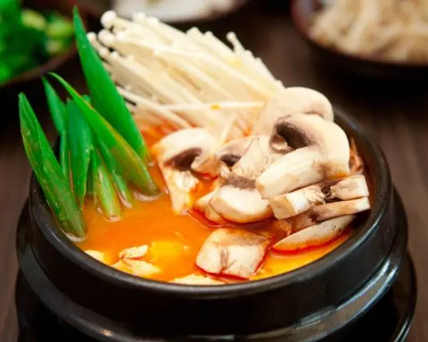 a-ri-rang-tofu-house - Mushroom Tofu Soup