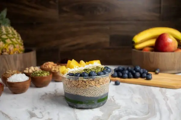 acai-r - Activated Coconut Charcoal + Coconut Chia Pudding + Overnight Oats