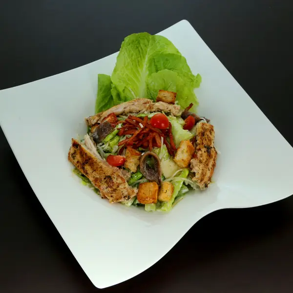 al-zafaran-restaurant - Caesar Salad With Grilled Herb Chicken