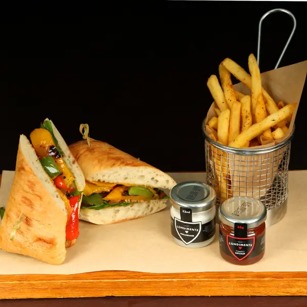 al-zafaran-restaurant - Grilled Vegetable Sandwich