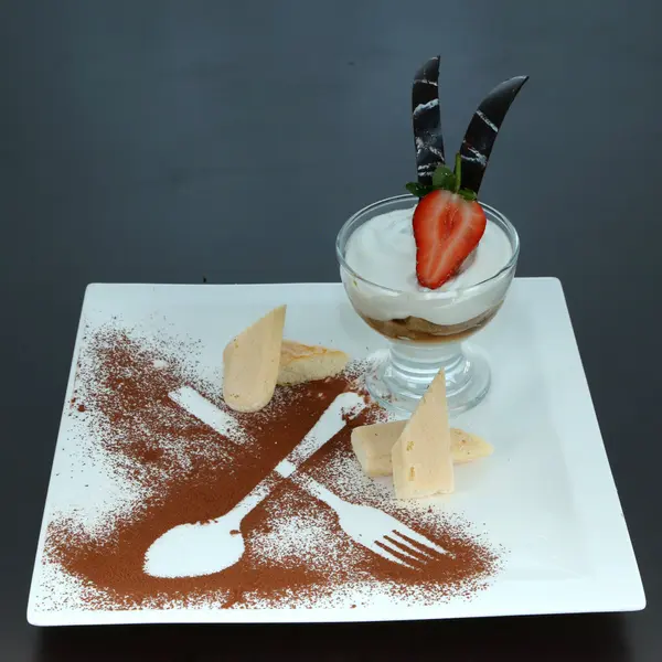 al-zafaran-restaurant - Tiramisu