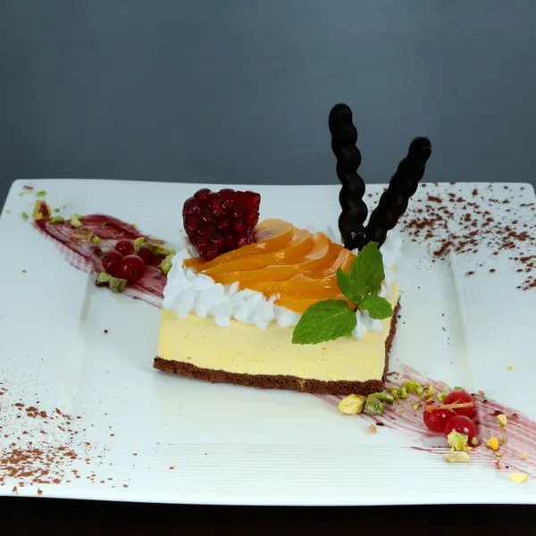 al-zafaran-restaurant - Mango Mousse Cake