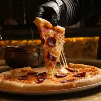 amber-restaurant - مناقيش من الفرن