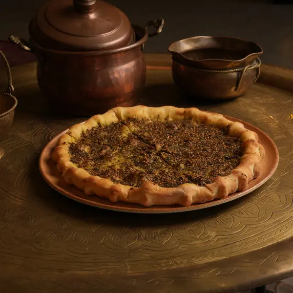 amber-restaurant - منقوشة زعتر