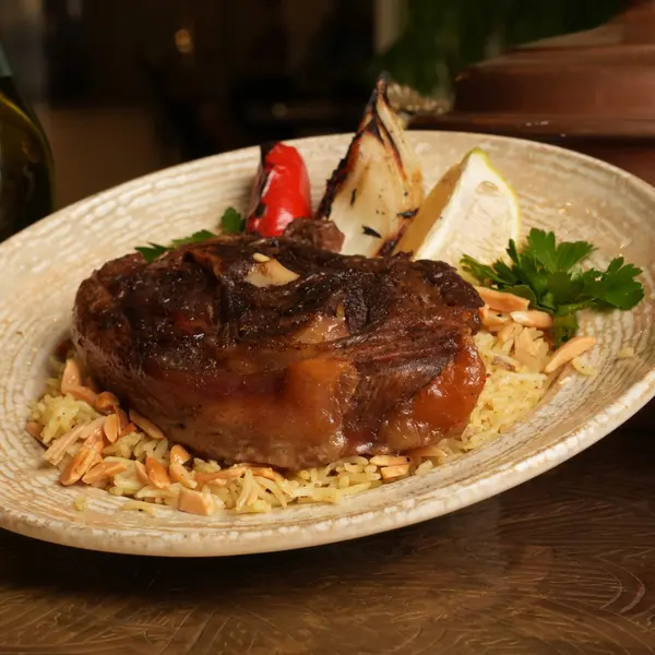 amber-restaurant - كتف خروف