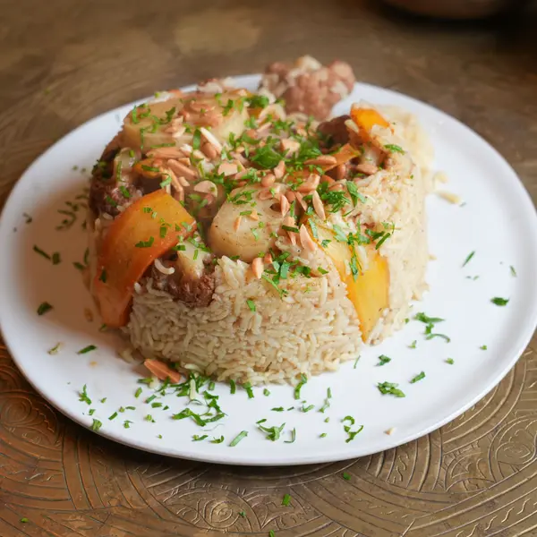 amber-restaurant - مقلوبة دجاج