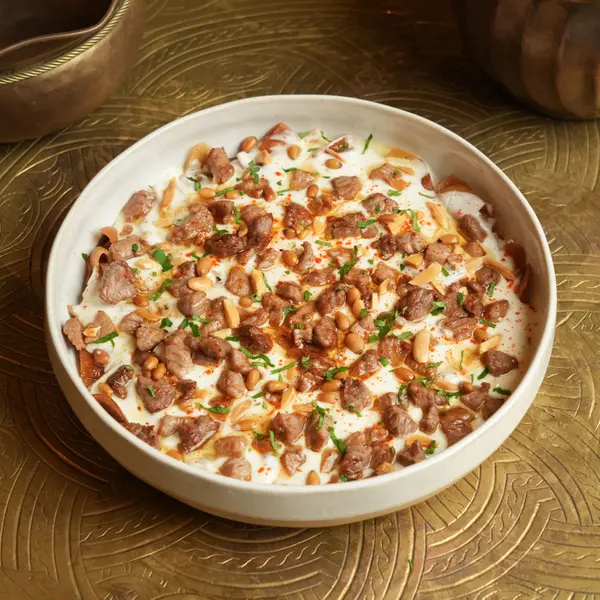 amber-restaurant - فتة لحمة