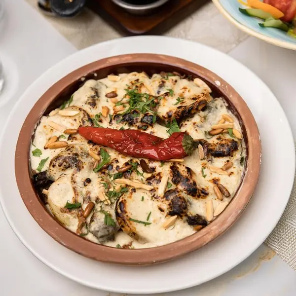 amber-restaurant - صينية كفته بطحينة