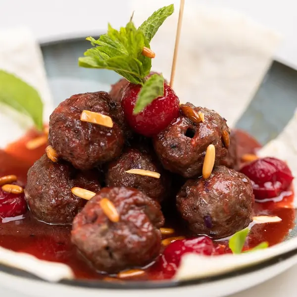 amber-restaurant - كباب بالكرز