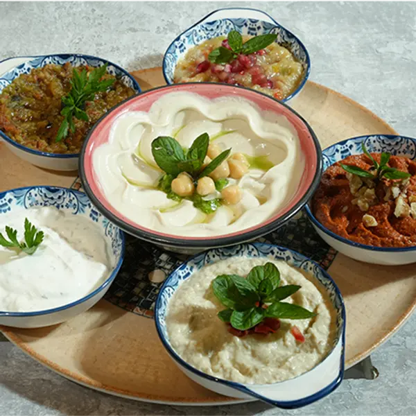 amber-restaurant - صحن مقبلات عنبر الخاصة