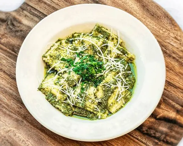 amicis-east-coast-pizzeria - CHEESE RAVIOLI WITH PESTO