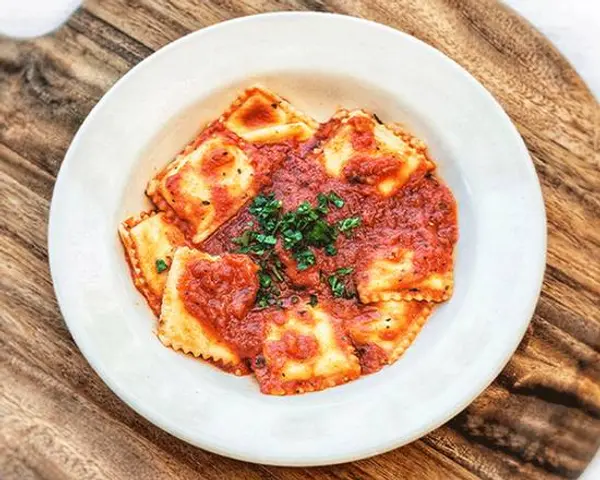 amicis-east-coast-pizzeria - CHEESE RAVIOLI WITH MARINARA