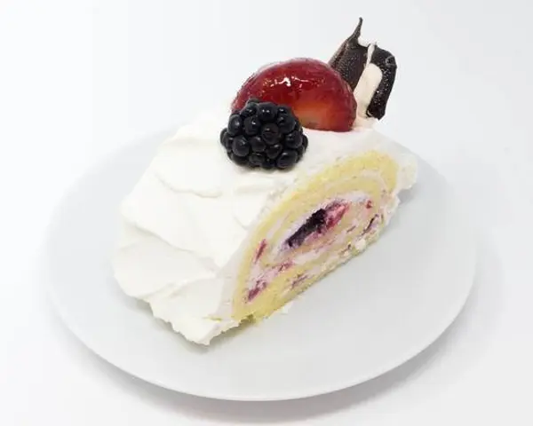 andersen-bakery - Berry Roll Cake Slice