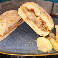 avalon-boutique-cafe-valletta - CIABATTA