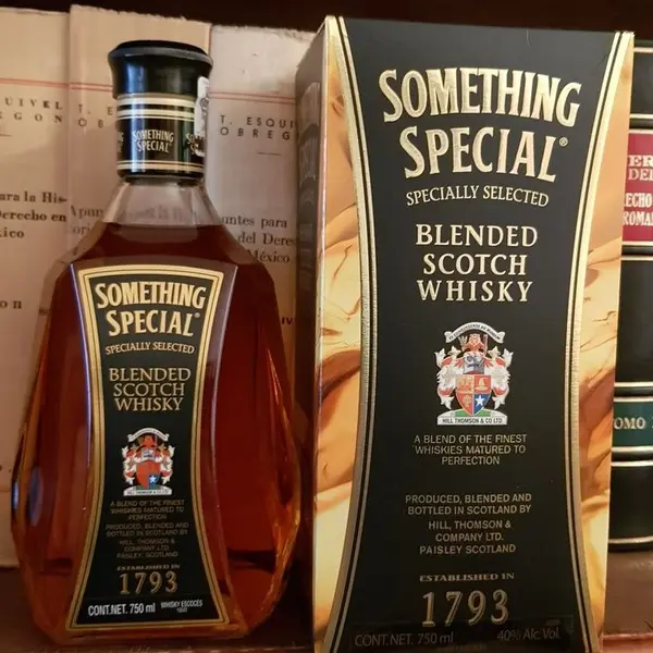 avenida-15-lounge-bar - Something Special 750ML