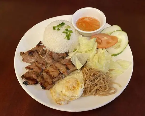 bac-lieu-restaurant - D15.  Rice Platter with Grilled Pork Chop, Shredded Pork, and Fried Egg