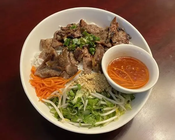 bac-lieu-restaurant - B3.  Vermicelli with Grilled Pork