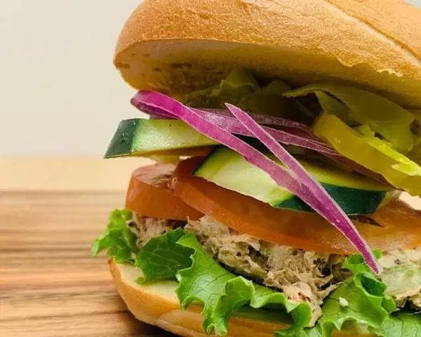 bagel-street-cafe - Tuna Salad Sandwich