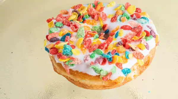 bakers-donuts - Cereal Raise Donut