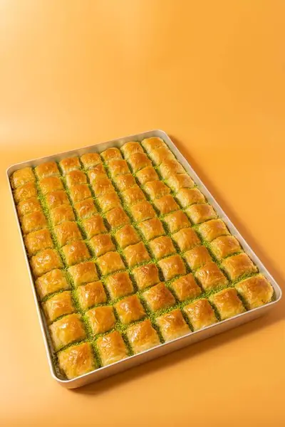 baklavastory - Princess Cut Baklava - Large (70pcs)