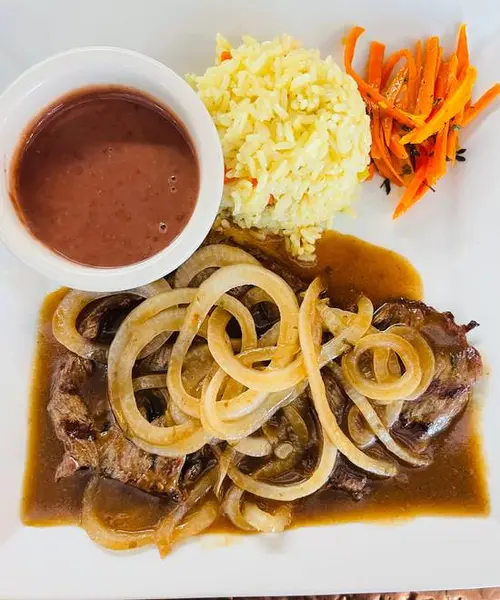 balompie-cafe - BISTEC ENCEBOLLADO