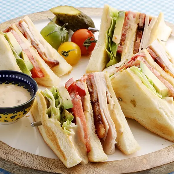 bamboo-cafe - Hot Dog Club