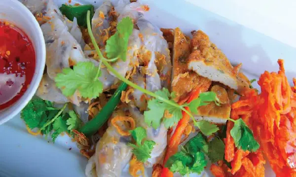 banh-cuon-tay-ho - Bánh Cuốn Hải Sản