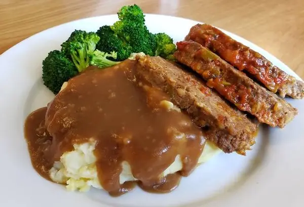 bannings-restaurant-and-pie-house - Homemade Meatloaf