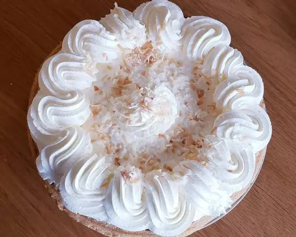 bannings-restaurant-and-pie-house - Whole Coconut Cream Pie