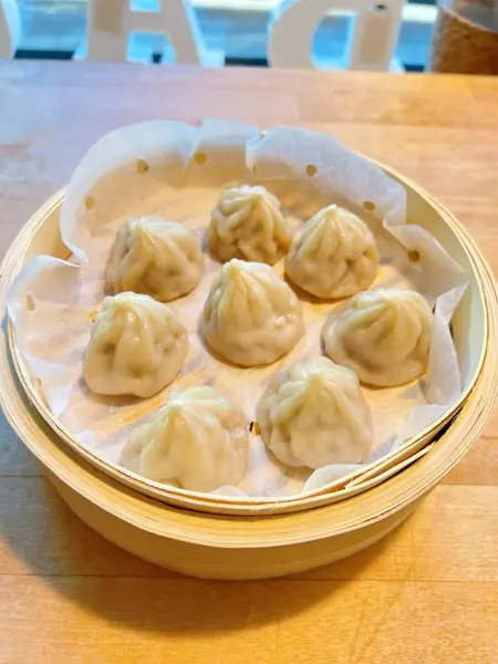 bao-bao - soup dumpling(pork,8piece)