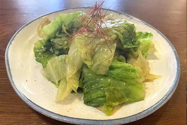 bao - Stir Fried Garlic Lettuce