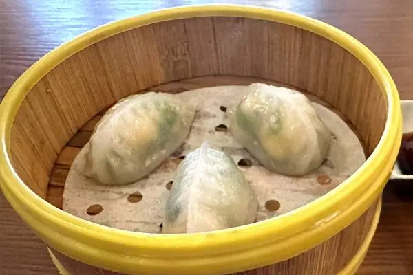 bao - Steamed Pea Sprouts Shrimp Dumpling (3 pcs)