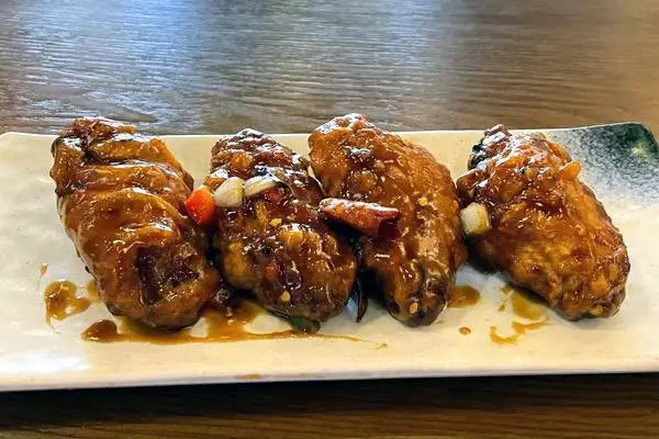 bao - General Tso's Chicken Wings