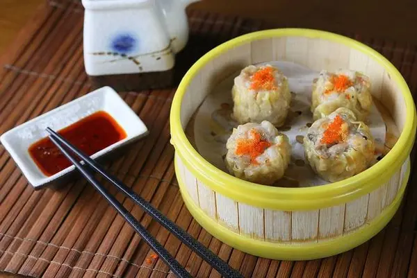 bao - Steamed Pork & Shrimp Shumai (4 pcs)