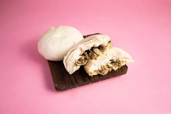 baoz - (2) Basil Chicken Bao