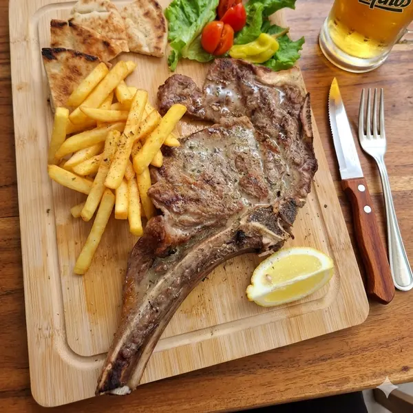 bella-vista-sunset-restaurant - Beef Steak