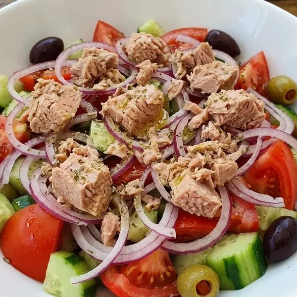 bella-vista-sunset-restaurant - Tuna – Salad