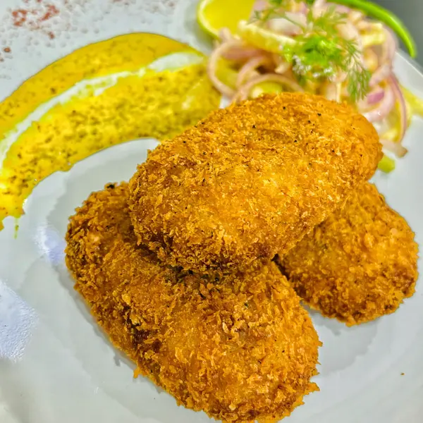 bengal-on-a-plate-kokapet - Gondhoraj Chicken Cutlet - 2 Pieces