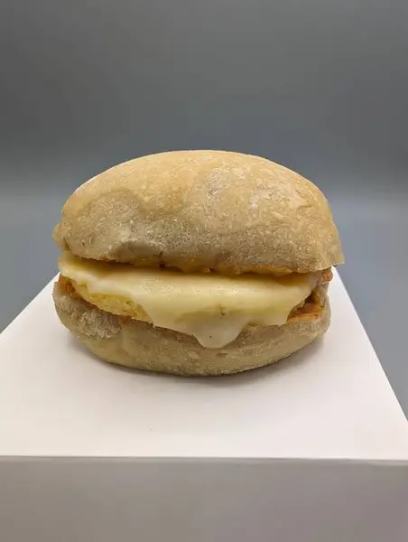 better-half - Egg & Cheddar