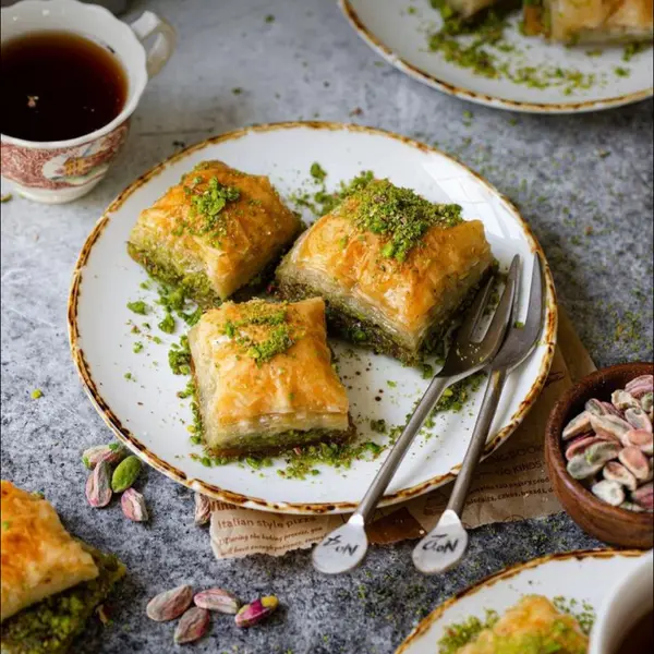 beyoglu-coffee-cake - Baklava Portion