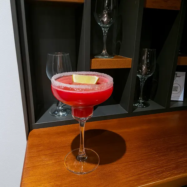 bguest-all-day-coffee-bar - Daiquiri Strawberry
