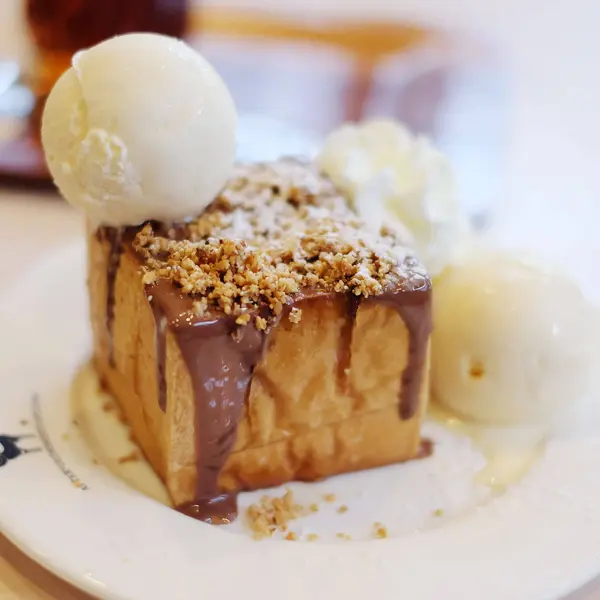 billion-onsen-aesthetics-luxury-spa - Nutella Toast