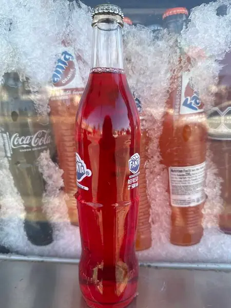 birrieria-becerrito - Strawberry Fanta