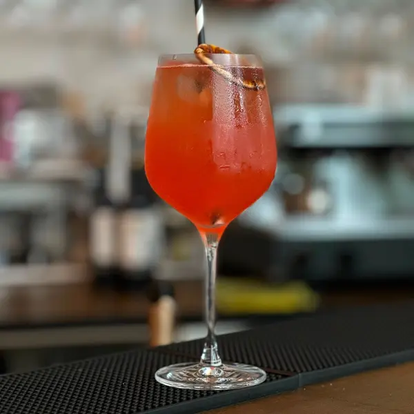 bistro-240 - Cherry Spritz