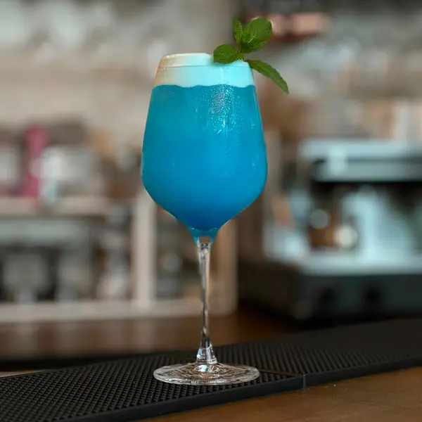 bistro-240 - Ocean Spritz